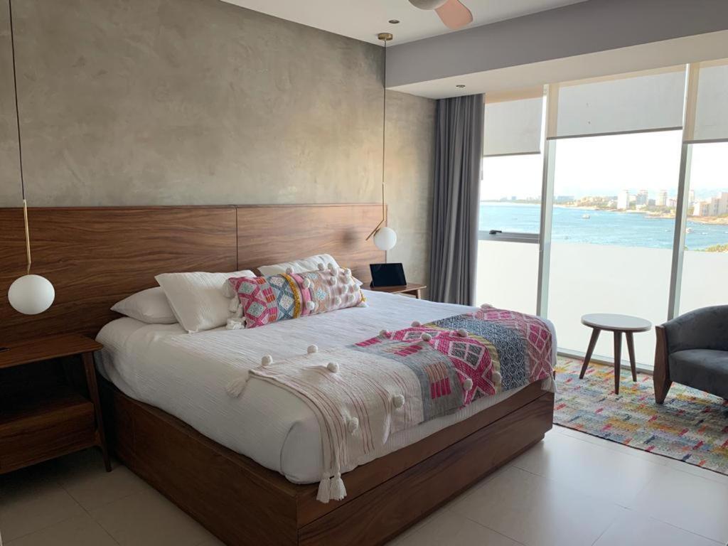 Peninsula Vallarta , Departamentos Piso 8 Y 10 Hacia El Mar Puerto Vallarta Esterno foto