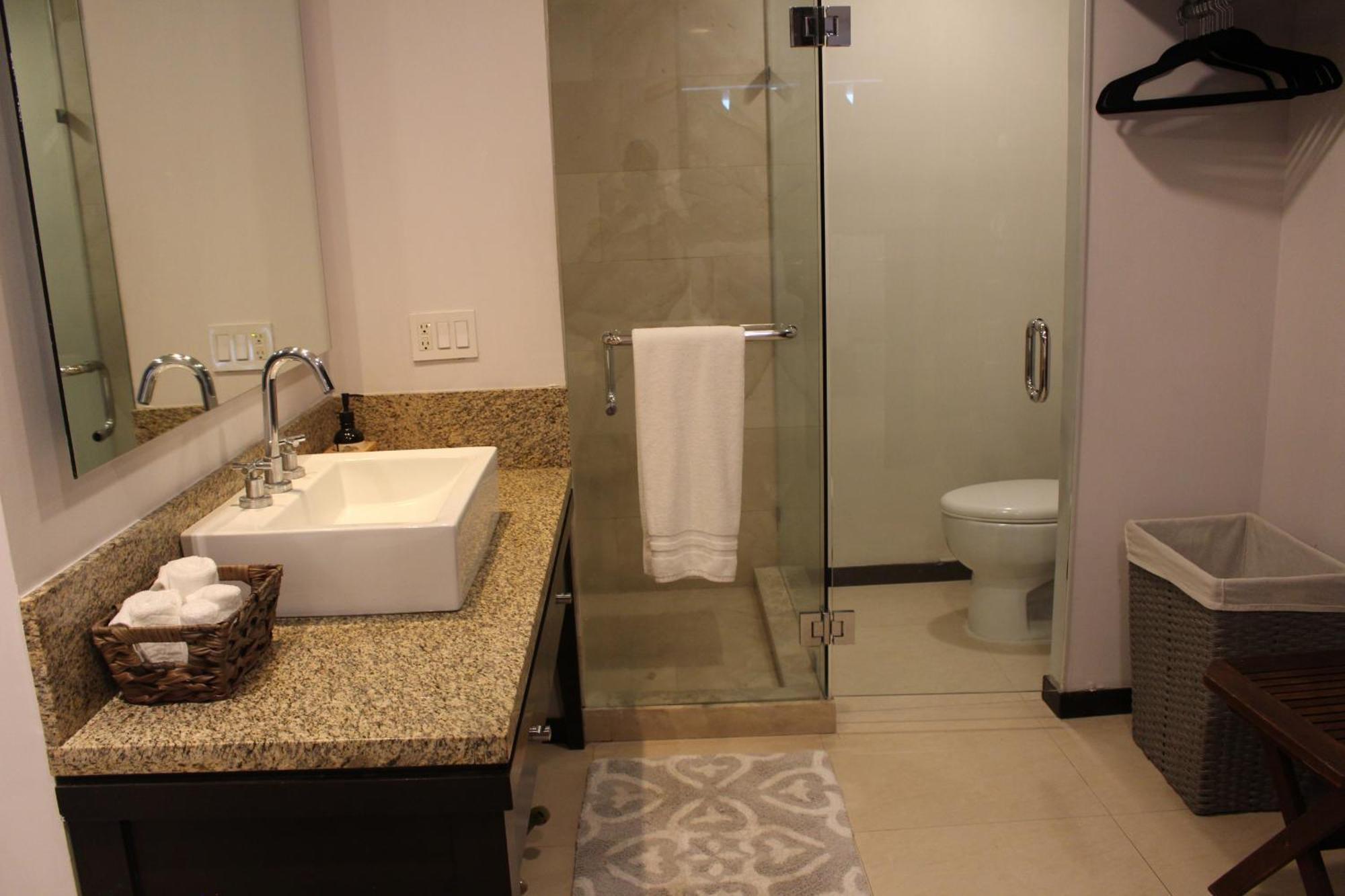 Peninsula Vallarta , Departamentos Piso 8 Y 10 Hacia El Mar Puerto Vallarta Esterno foto