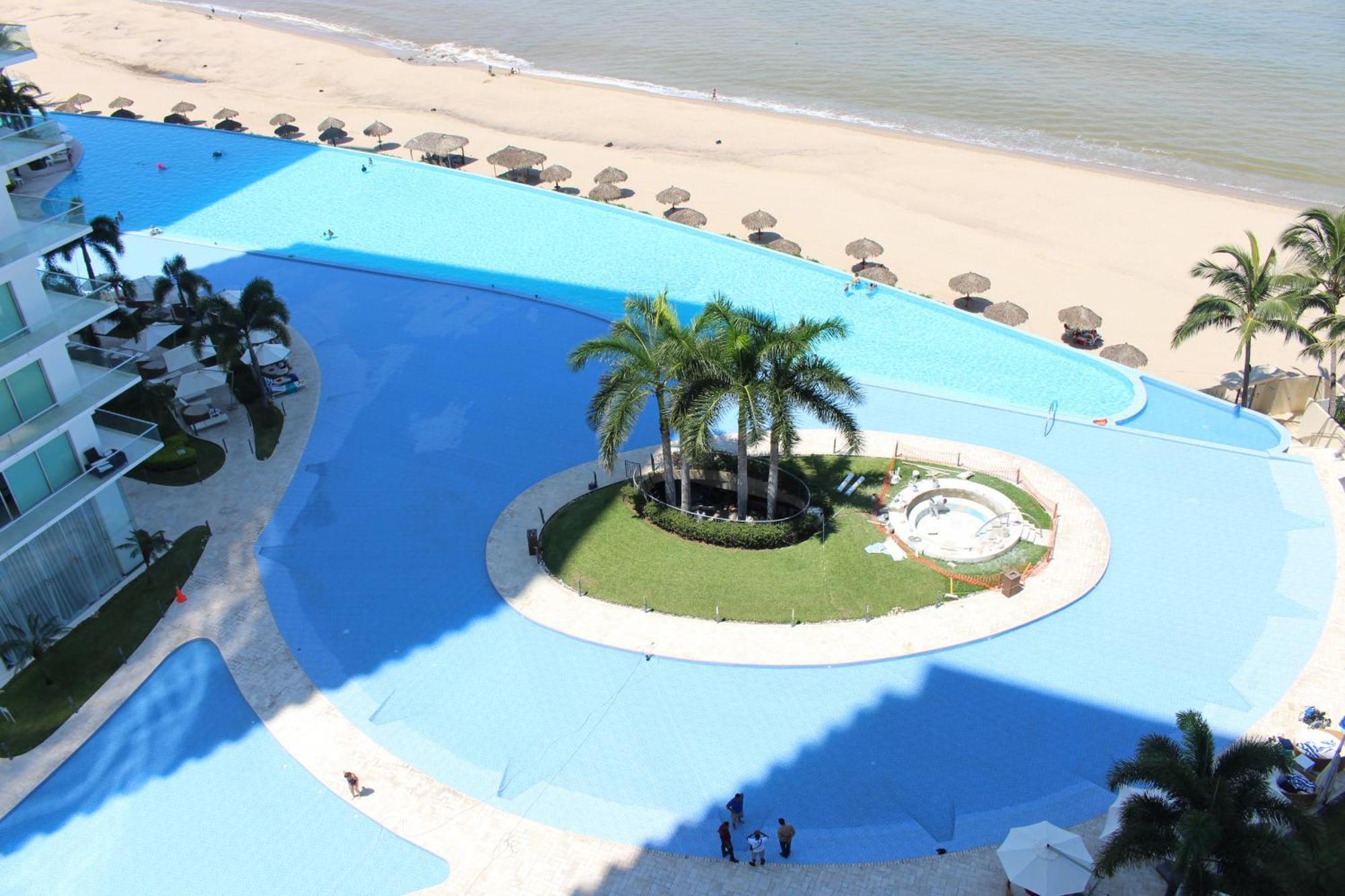 Peninsula Vallarta , Departamentos Piso 8 Y 10 Hacia El Mar Puerto Vallarta Esterno foto